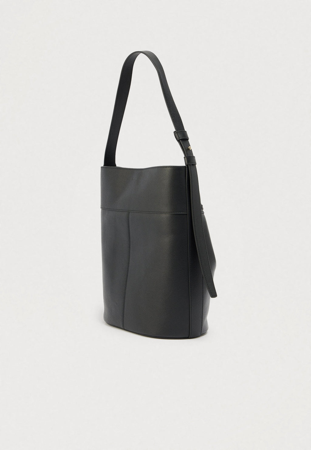 BOSS HELYA BUCKET