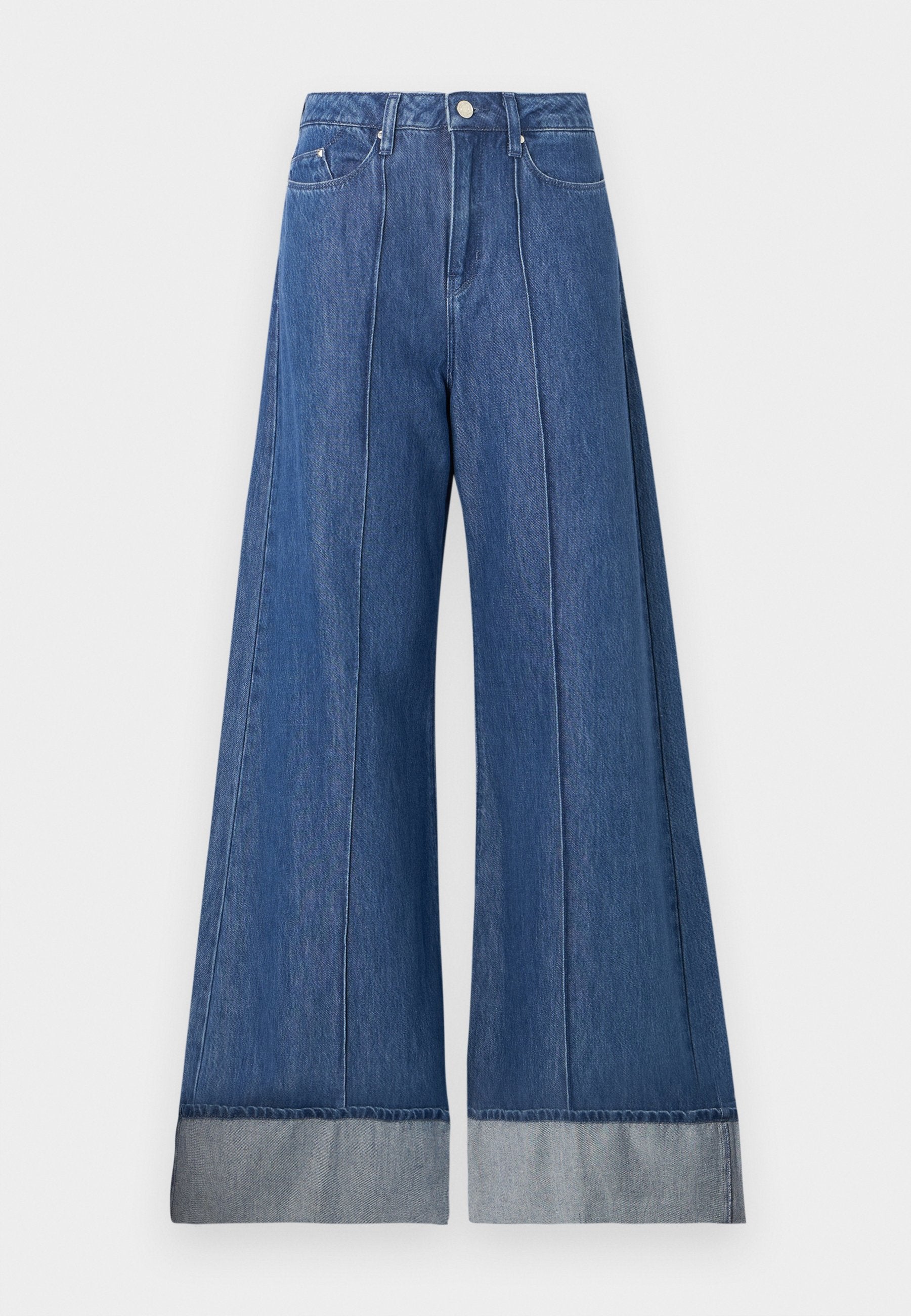 FOLDED PANTS Media 1