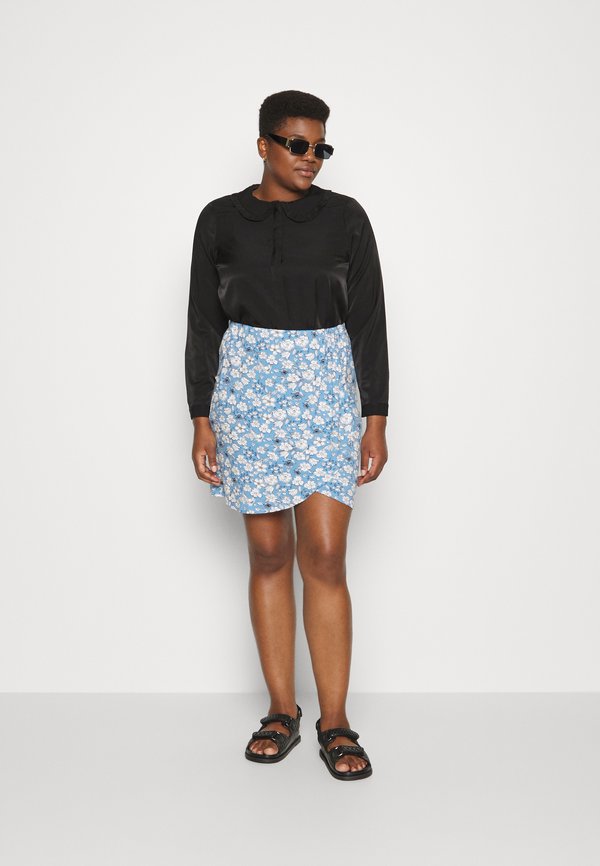 Pieces Curve PCNEORA SHORT SKIRT
