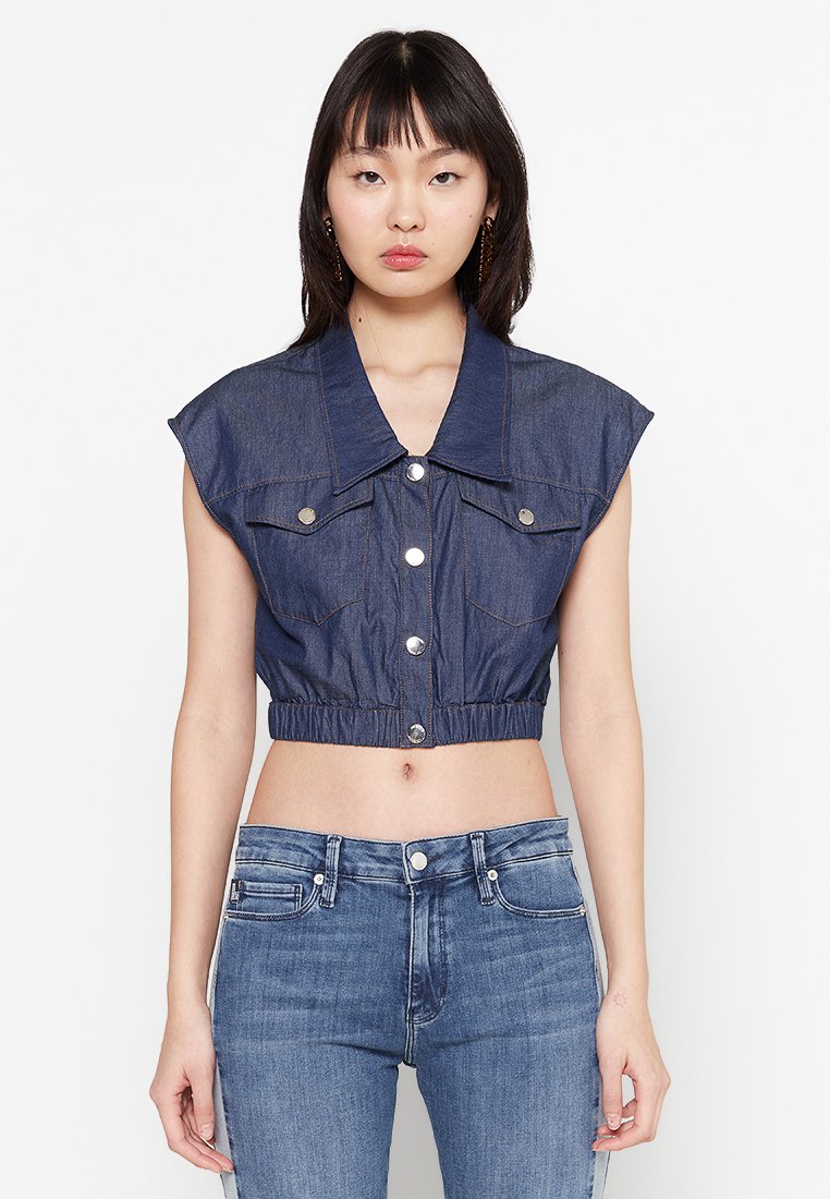 Love Moschino