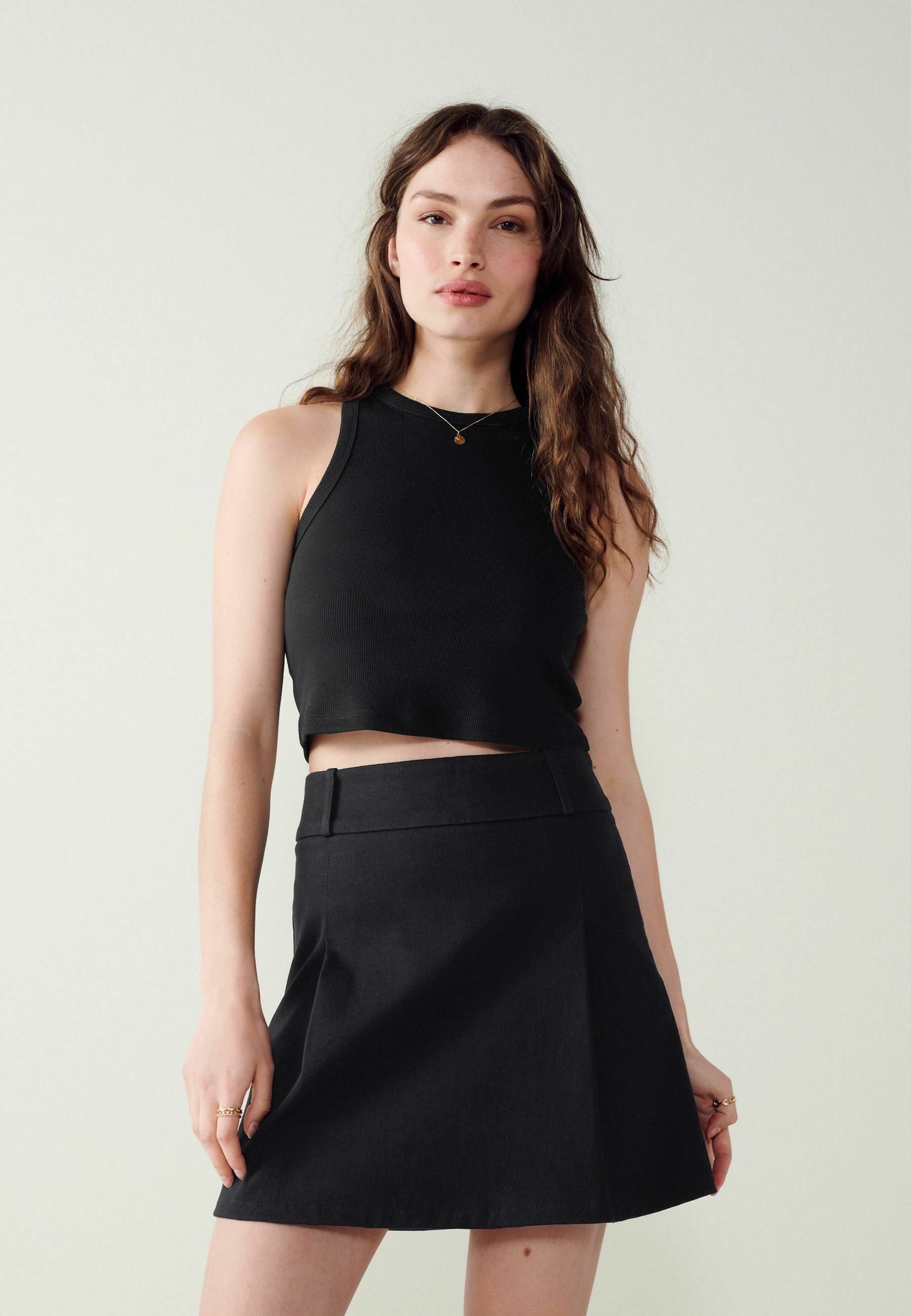 Next PLEAT JERSEY MINI SKIRTTALL