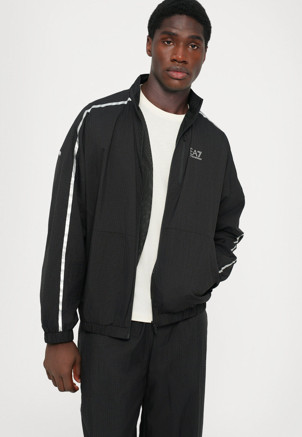 VENTUS UNISEX SET Media 6