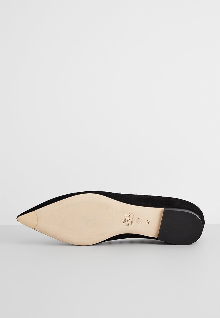 Stuart Weitzman STUART