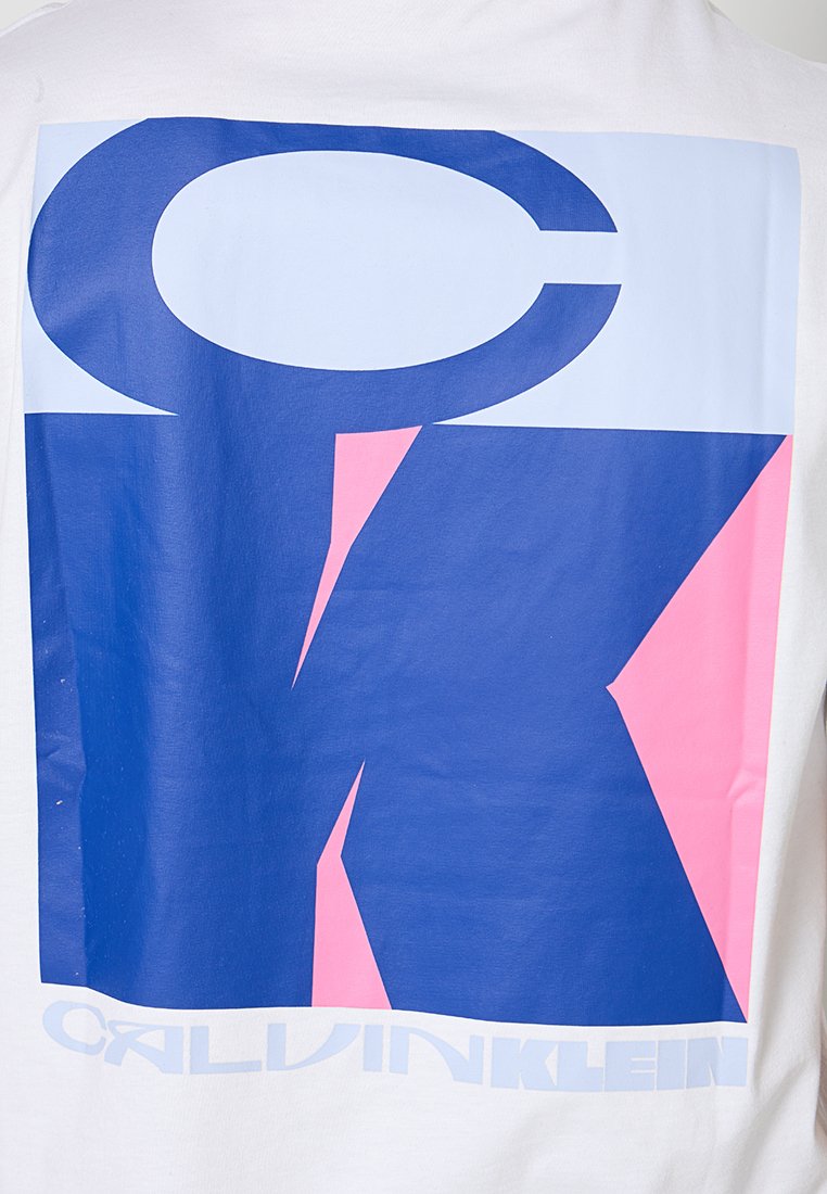 Calvin Klein Jeans