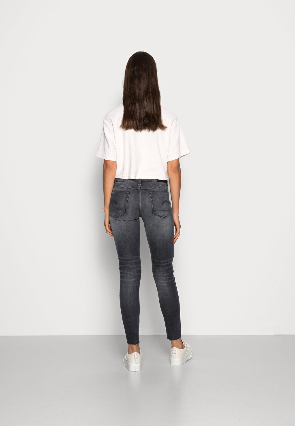 3301 MID SKINNY ANKLE Media 4