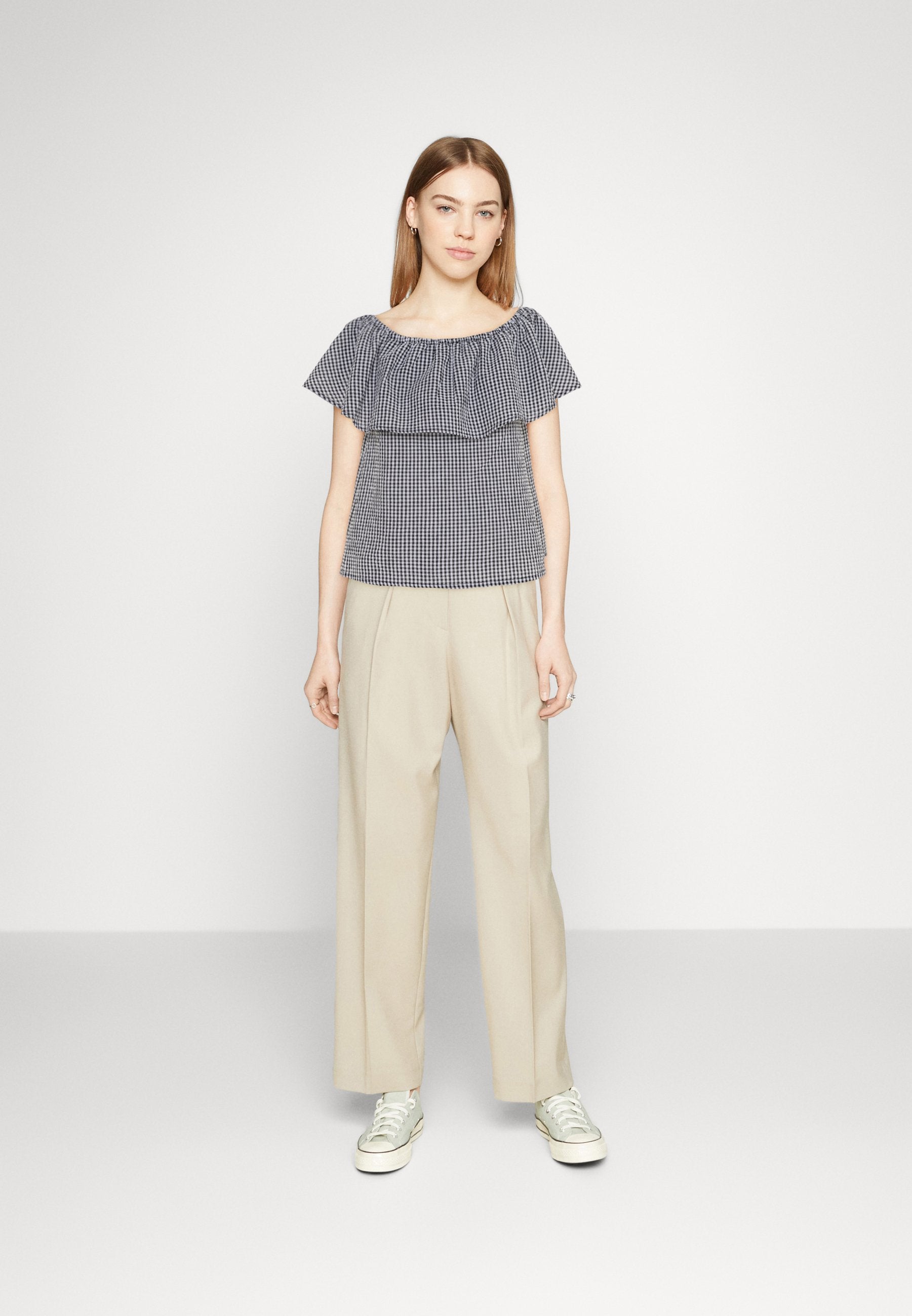 ONLY ONLSARAH OFFSHOULDER