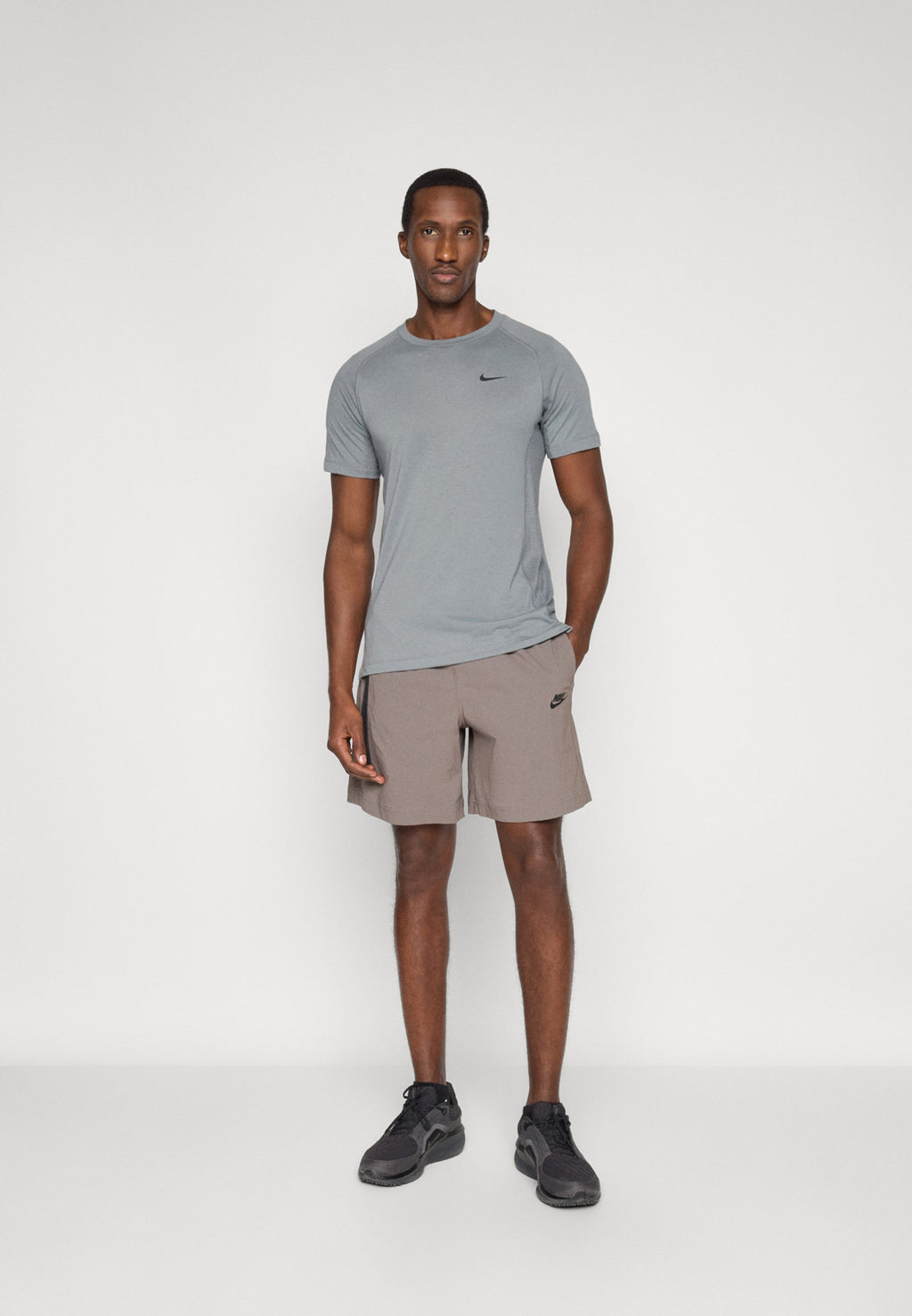 Nike Sportswear TREK