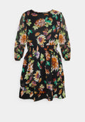 ONLJAMILA SMOCK DRESS  Media 1