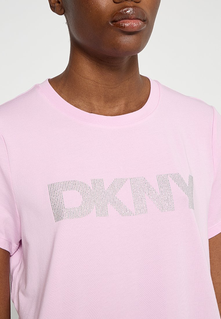 DKNY Sport