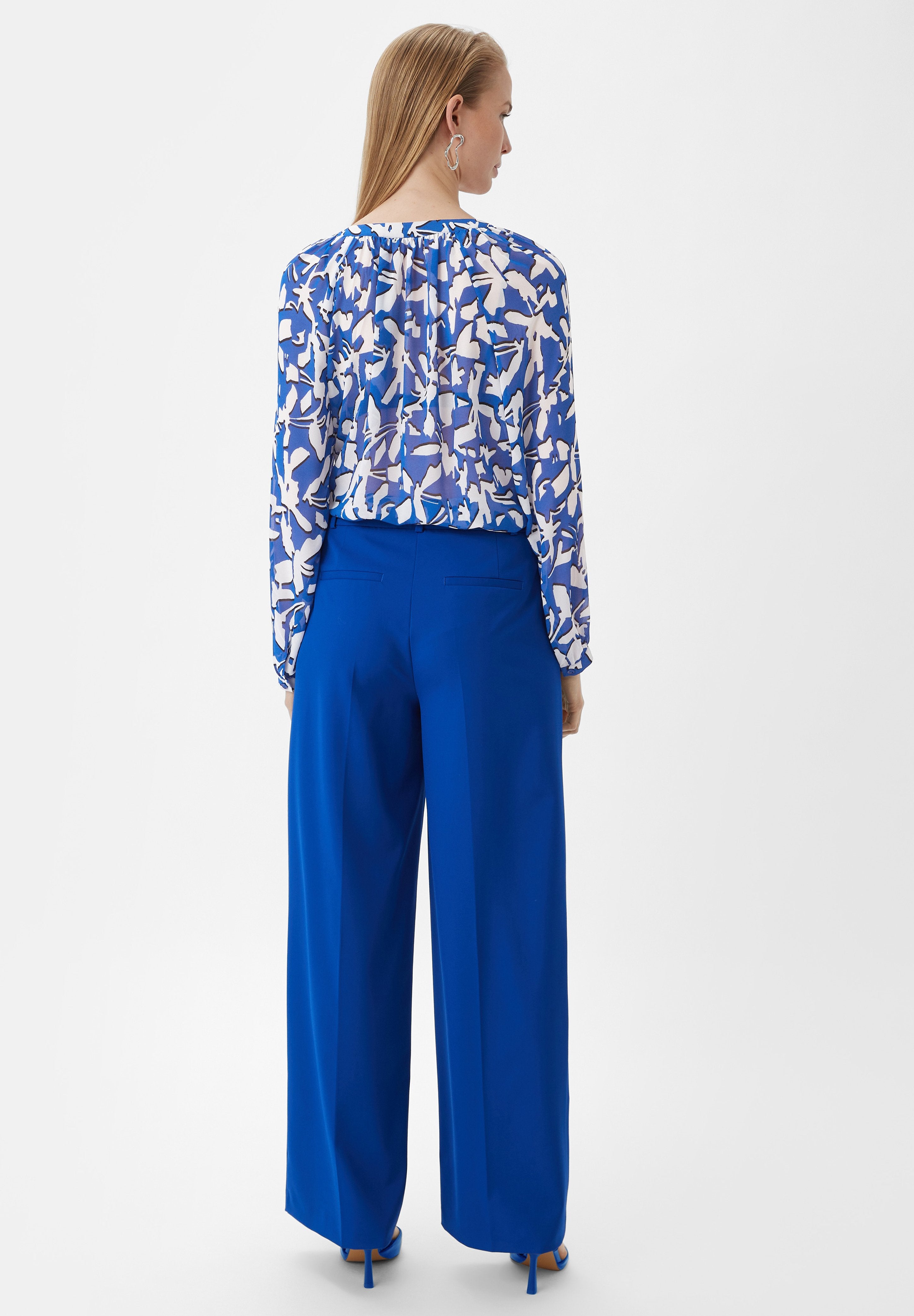 BLUSE AUS CHIFFON Media 4
