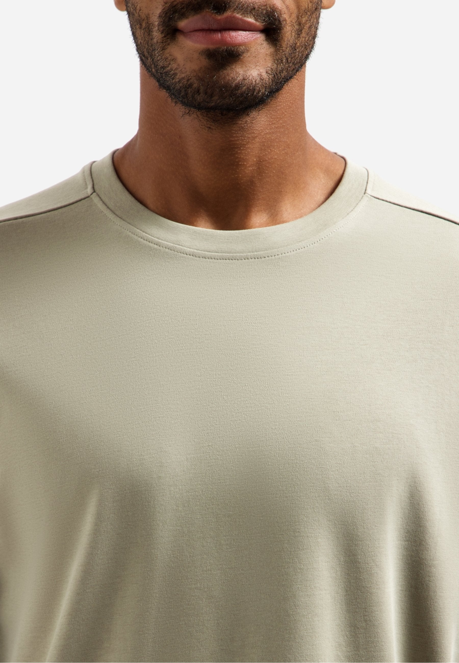 INTERLOCK WITH ROUND NECK Media 6