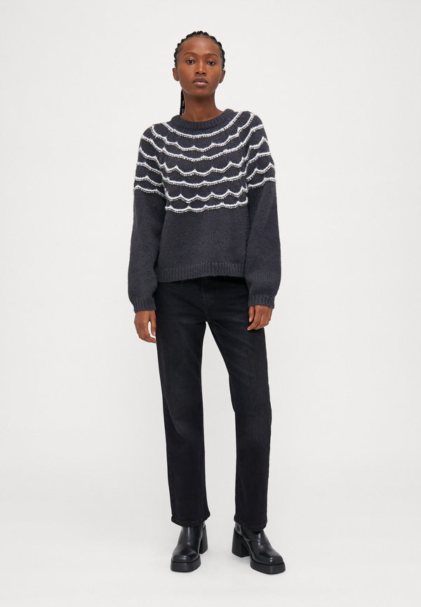 Vero Moda Petite VMCHARMAINE O NECK