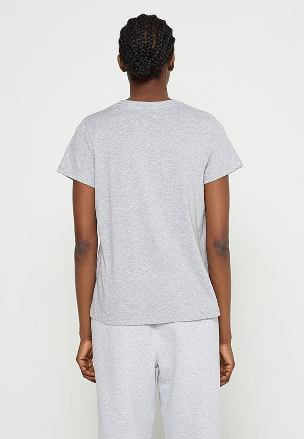 DKNY Sport