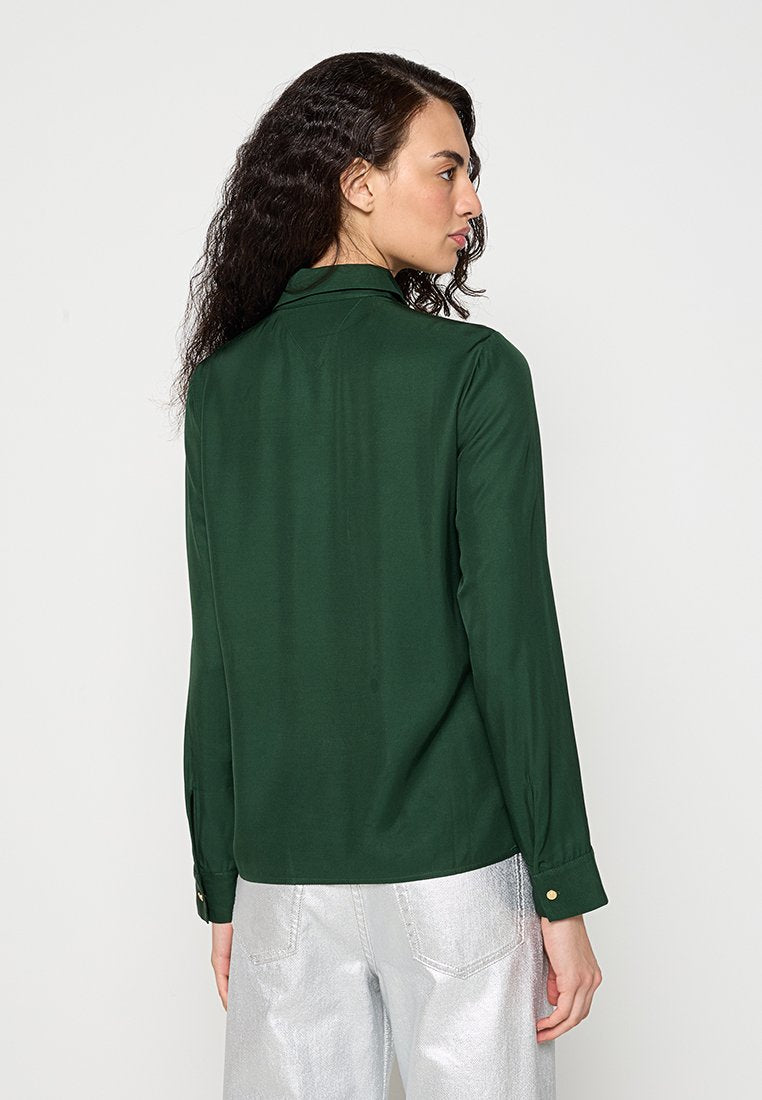 REGULAR FIT  Media 5