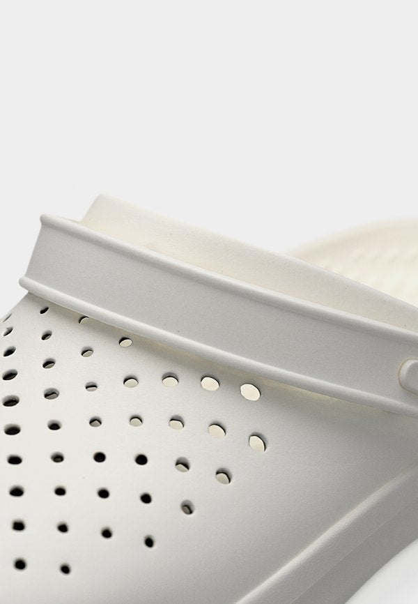 Crocs INMOTION