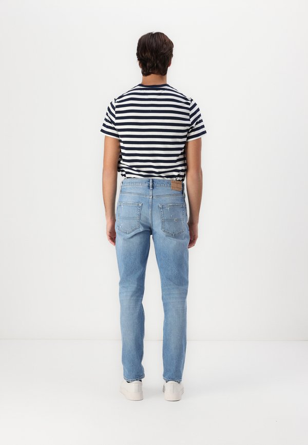 Tommy Jeans DAD
