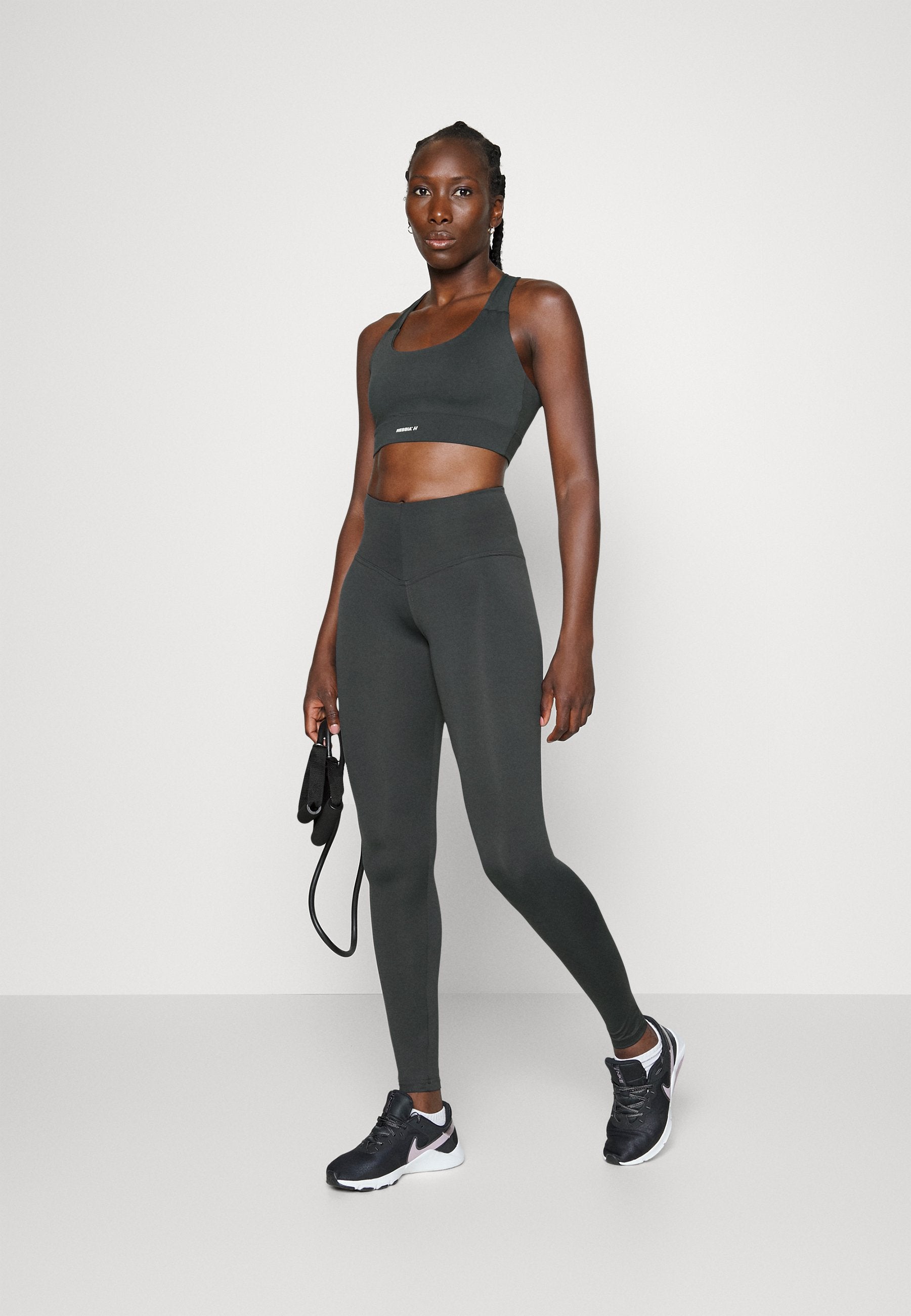 Nebbia ACTIVE BRA WITH MEDIUM IMPACT