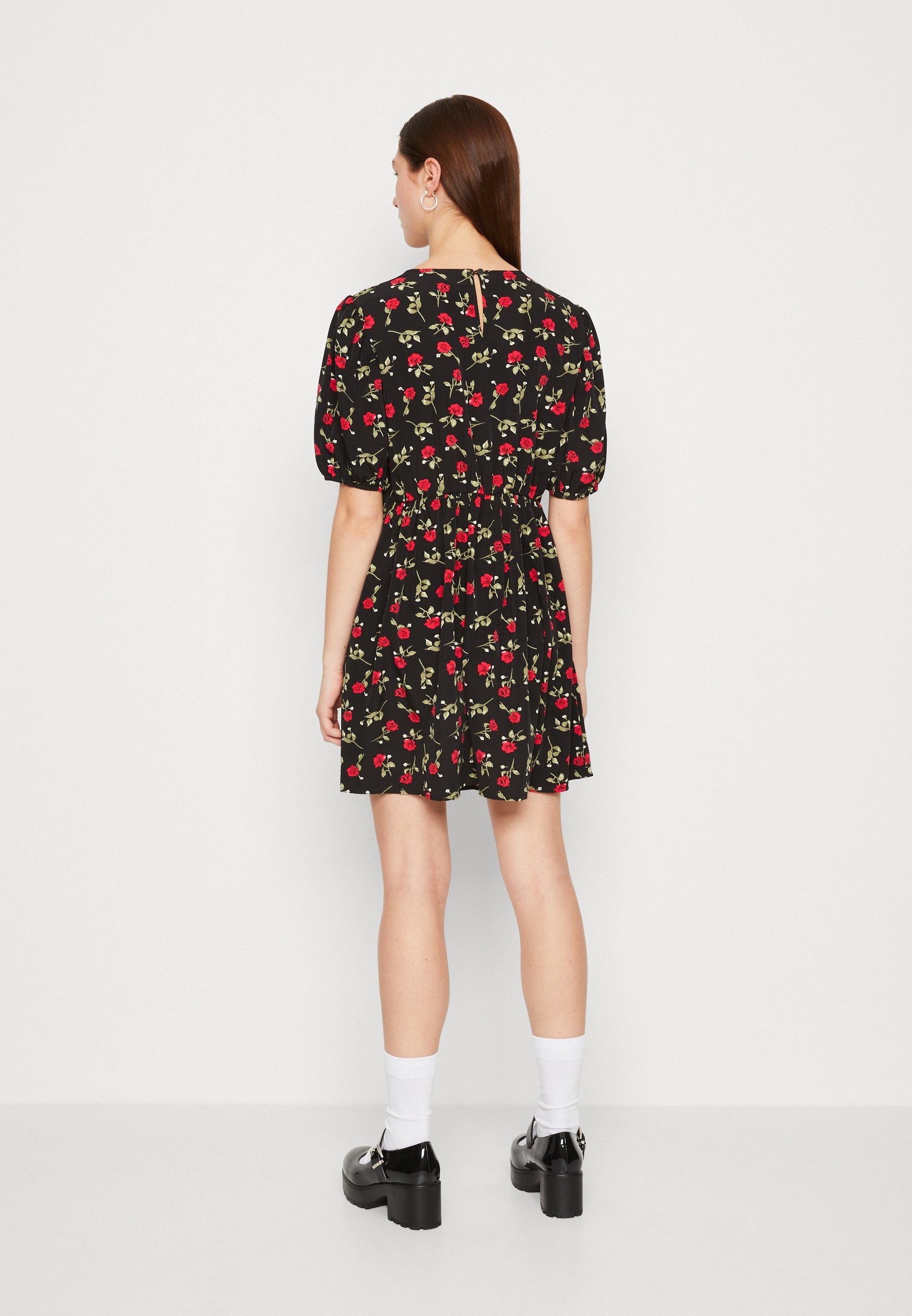 VILA VILYKKE O NECK SHORT DRESS