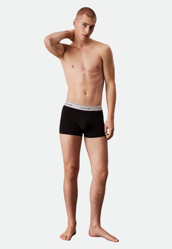 Calvin Klein Underwear TRUNK 3 PACK ICON COTTON STRETCH - Trunks - black black black