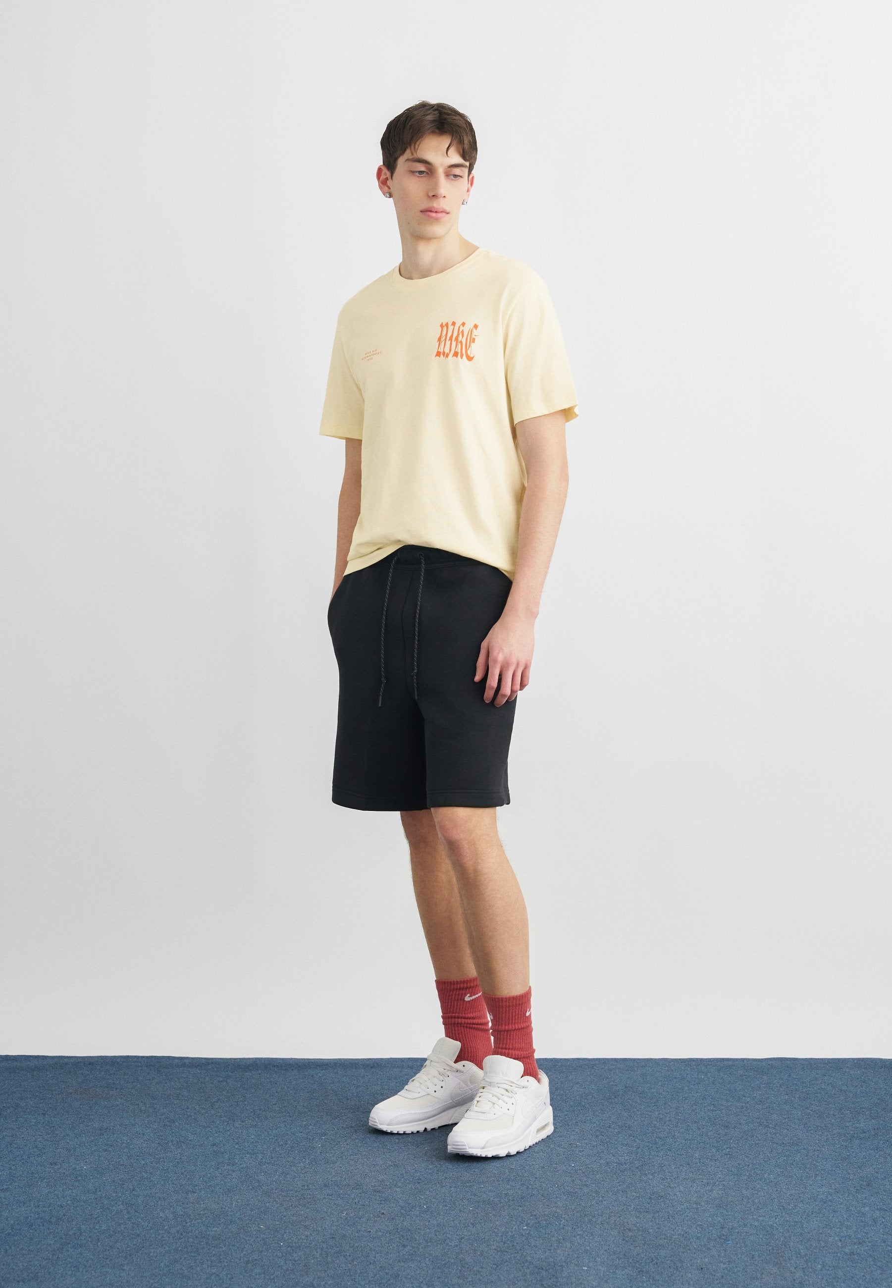Nike Sportswear TEE WE FLOAT
