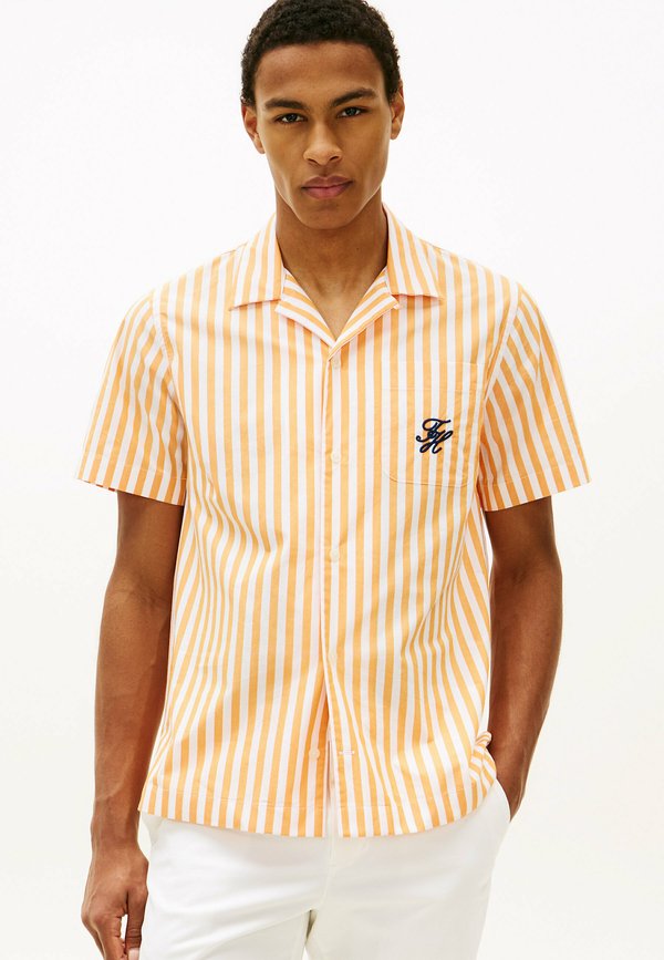 Tommy Hilfiger REGULAR FIT PAPER TOUCH SHORT SLEEVE SHIRT