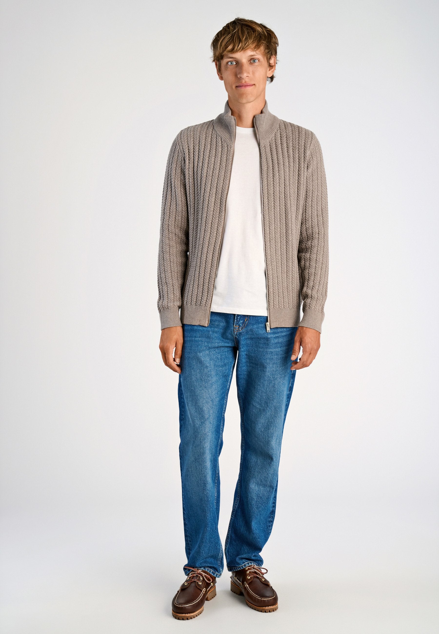 Lindbergh Strickjacke Media 2