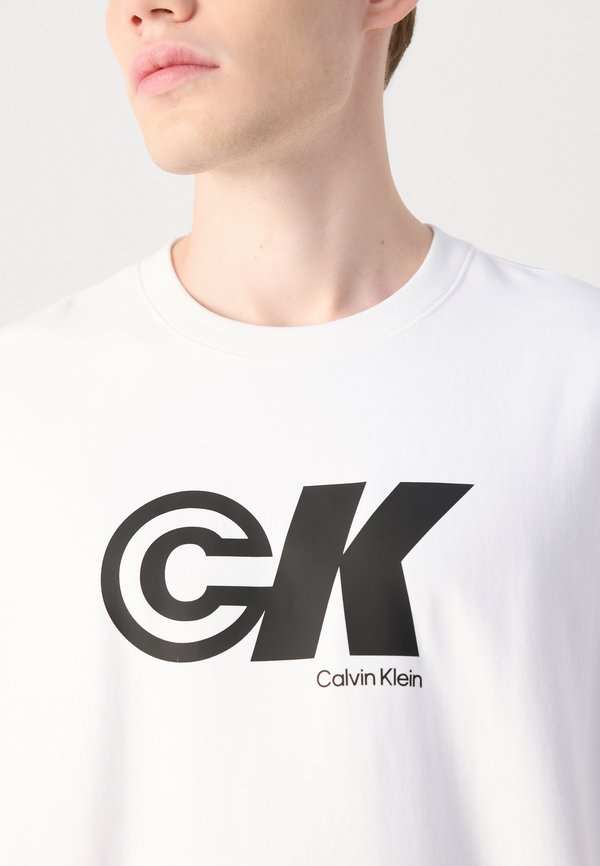 Calvin Klein Jeans