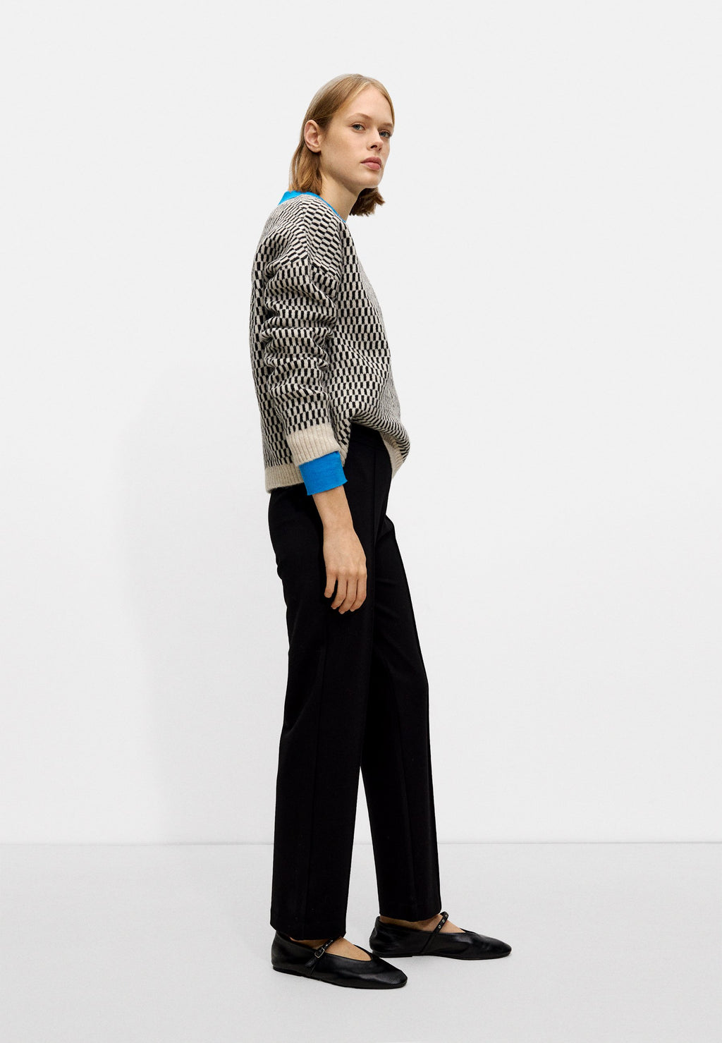 PARFOIS WITH STITCHING DETAIL