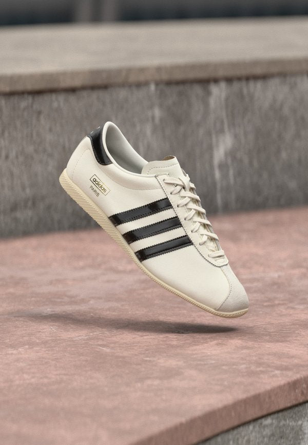 adidas Originals PARIS - Trainers - core white/core black/cream white