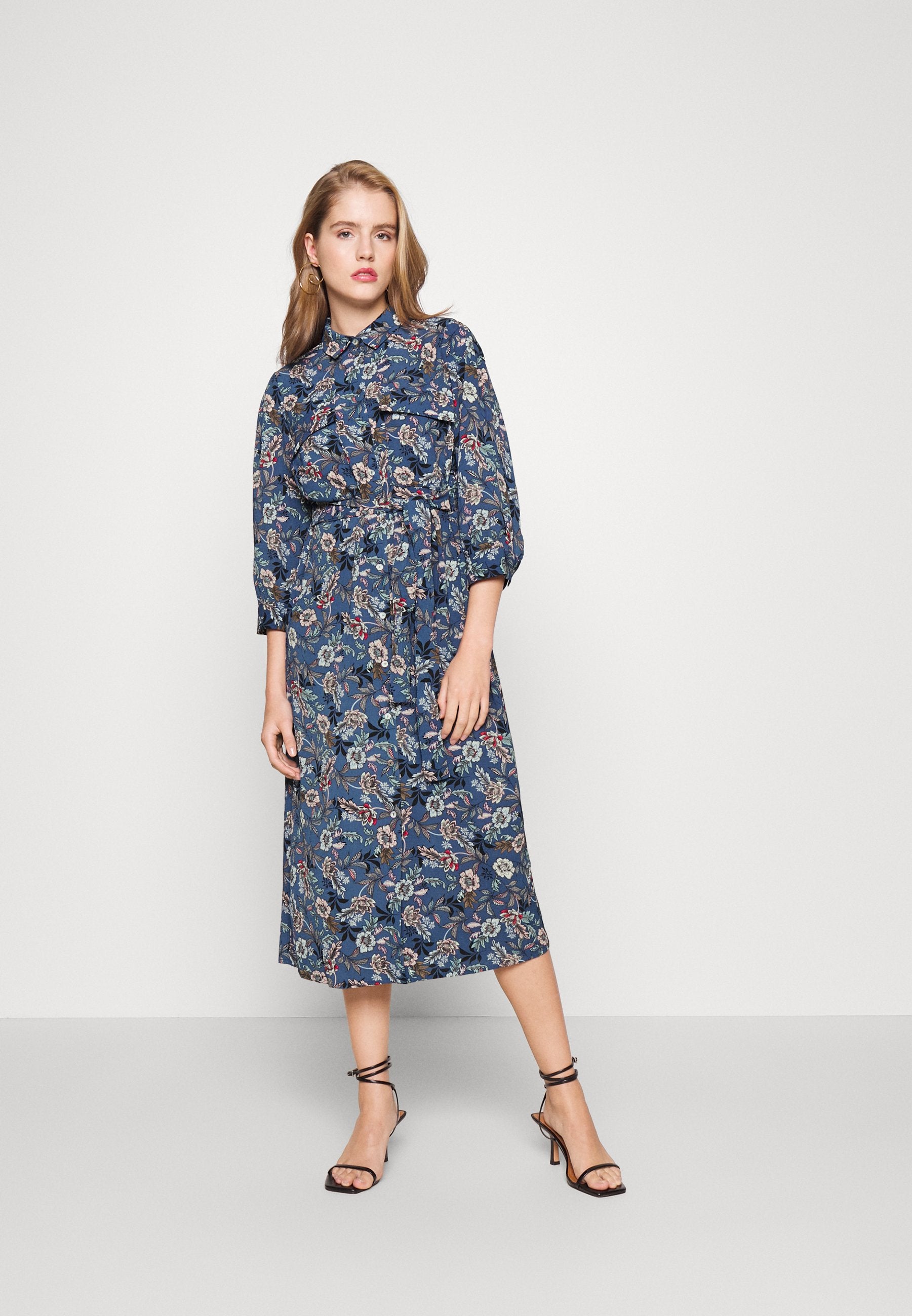 ONLNOVA DRESS Media 3