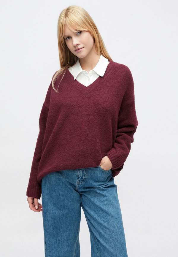 Abercrombie & Fitch V NECK