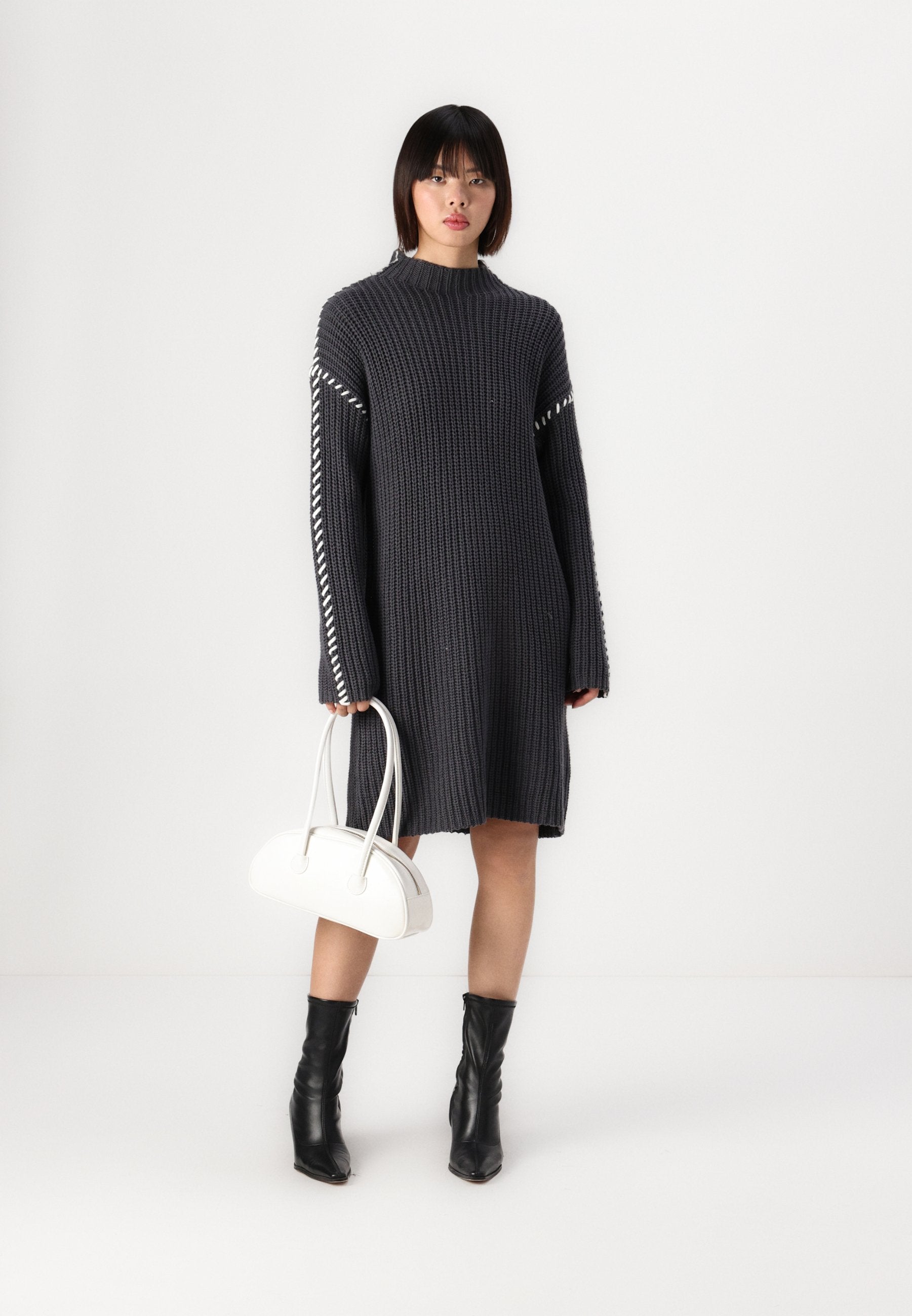 Vero Moda VMNEWCREAM FUNNELNECK DRESS