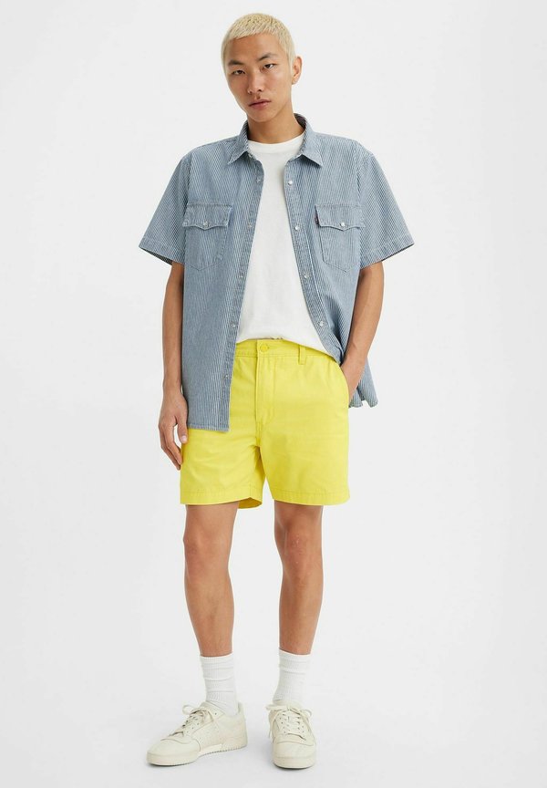 Levi's® AUTHENTIC II GARNET ROSE