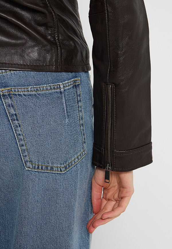 Lee Cooper