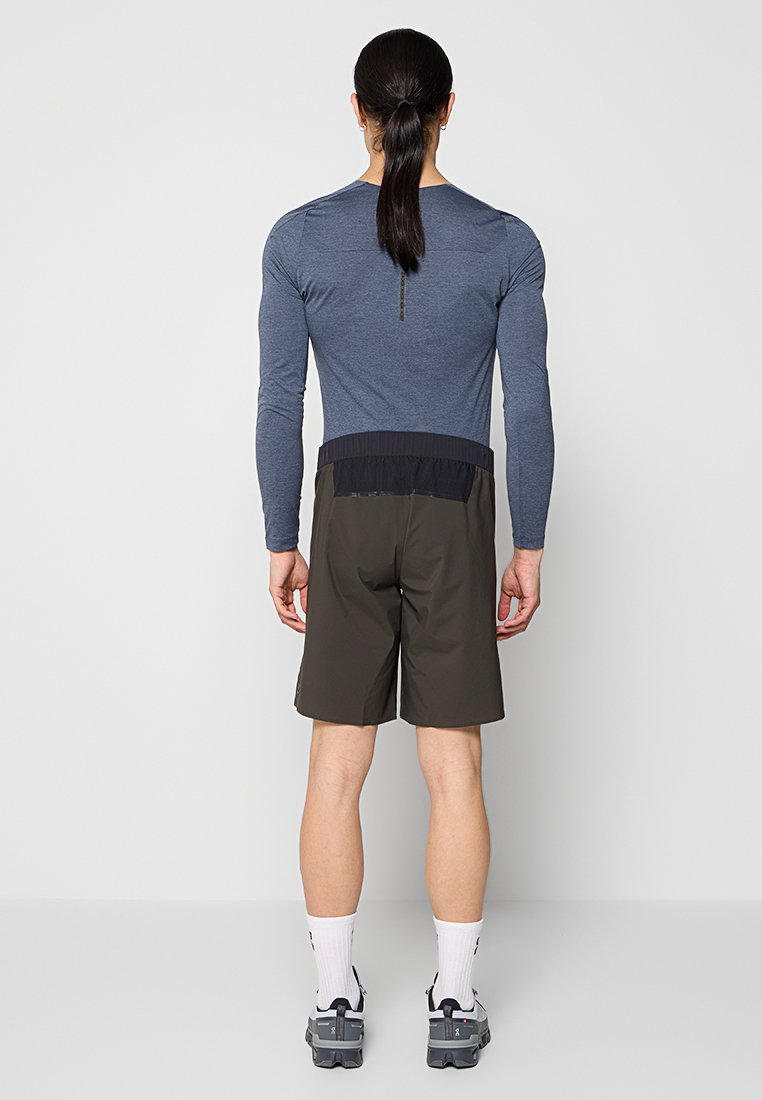 On Kurze Sporthose Media 5