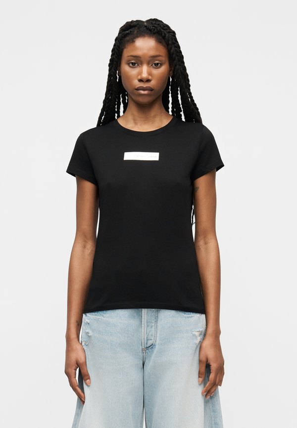Armani Exchange