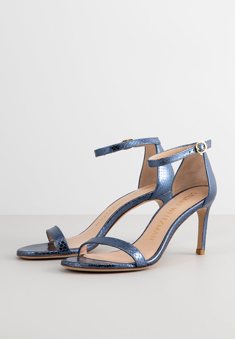 Stuart Weitzman NUNAKEDSTRAIGHT
