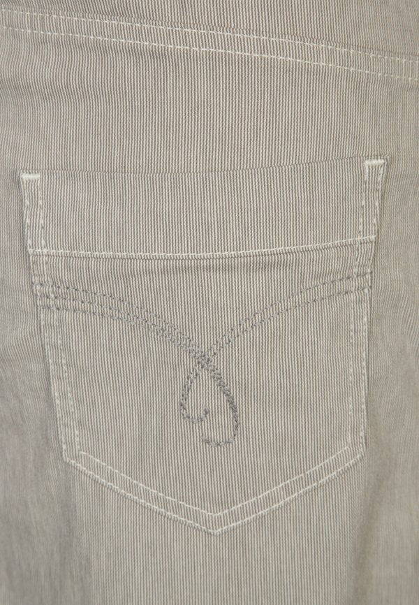 Esprit Maternity