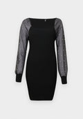 ONLVANESSA PEARL DRESS  Media 1