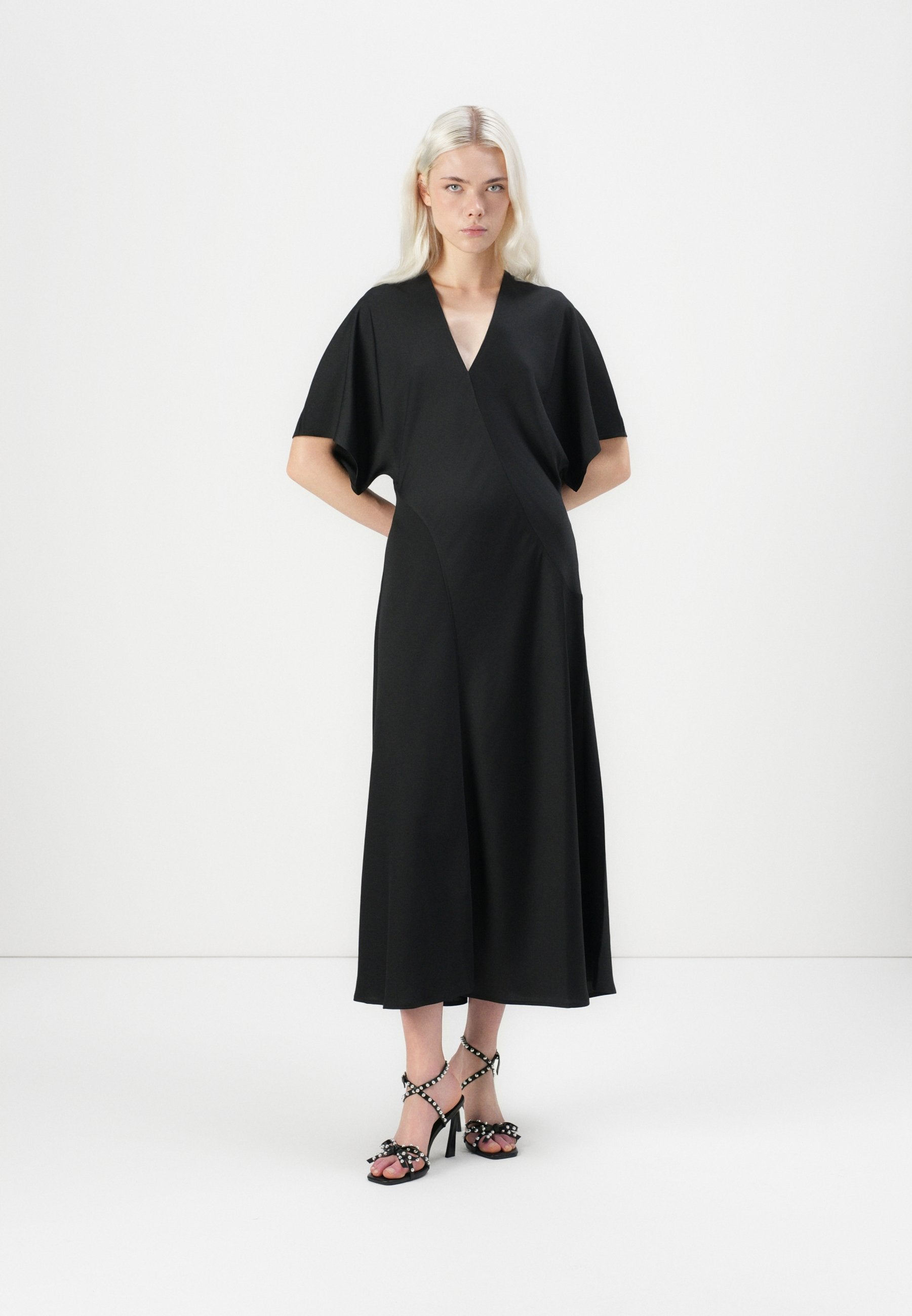 Replay DRESS