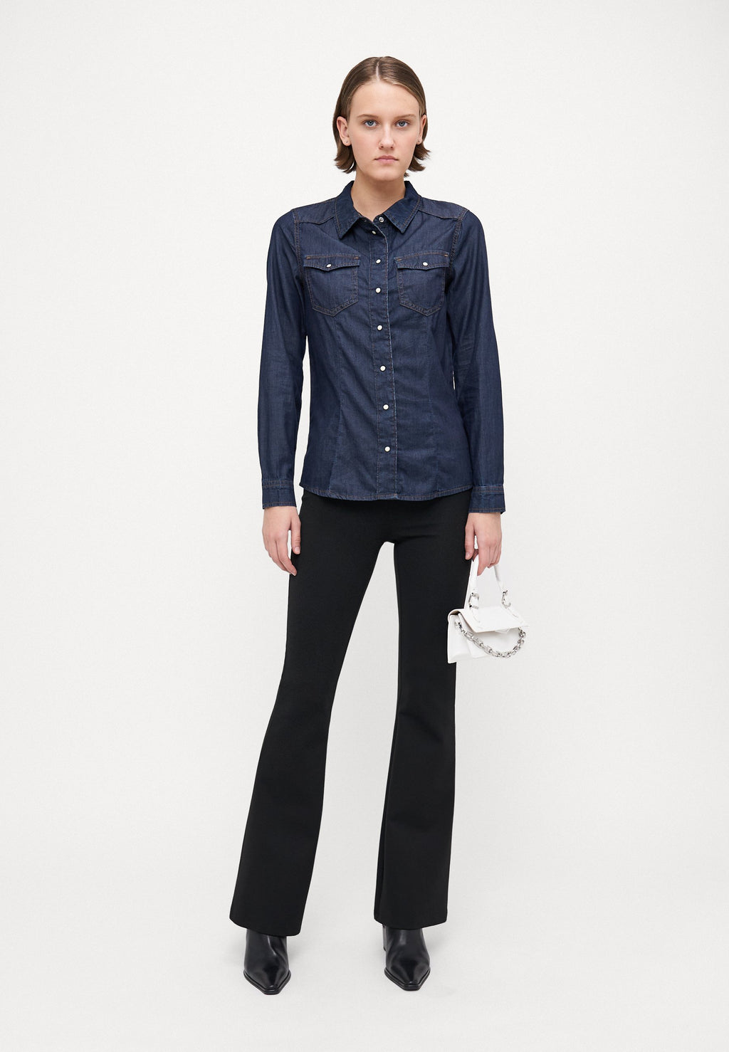 ONLALEXA SHIRT Media 2