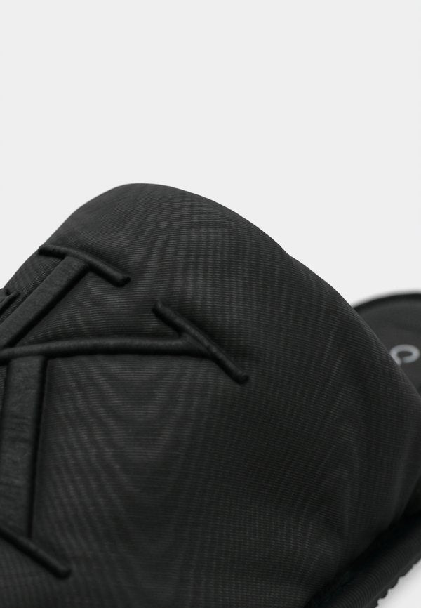 Calvin Klein Jeans MOIRE