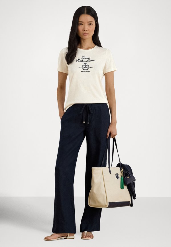 Lauren Ralph Lauren Petite EMBROIDERED-CREST JERSEY TEE