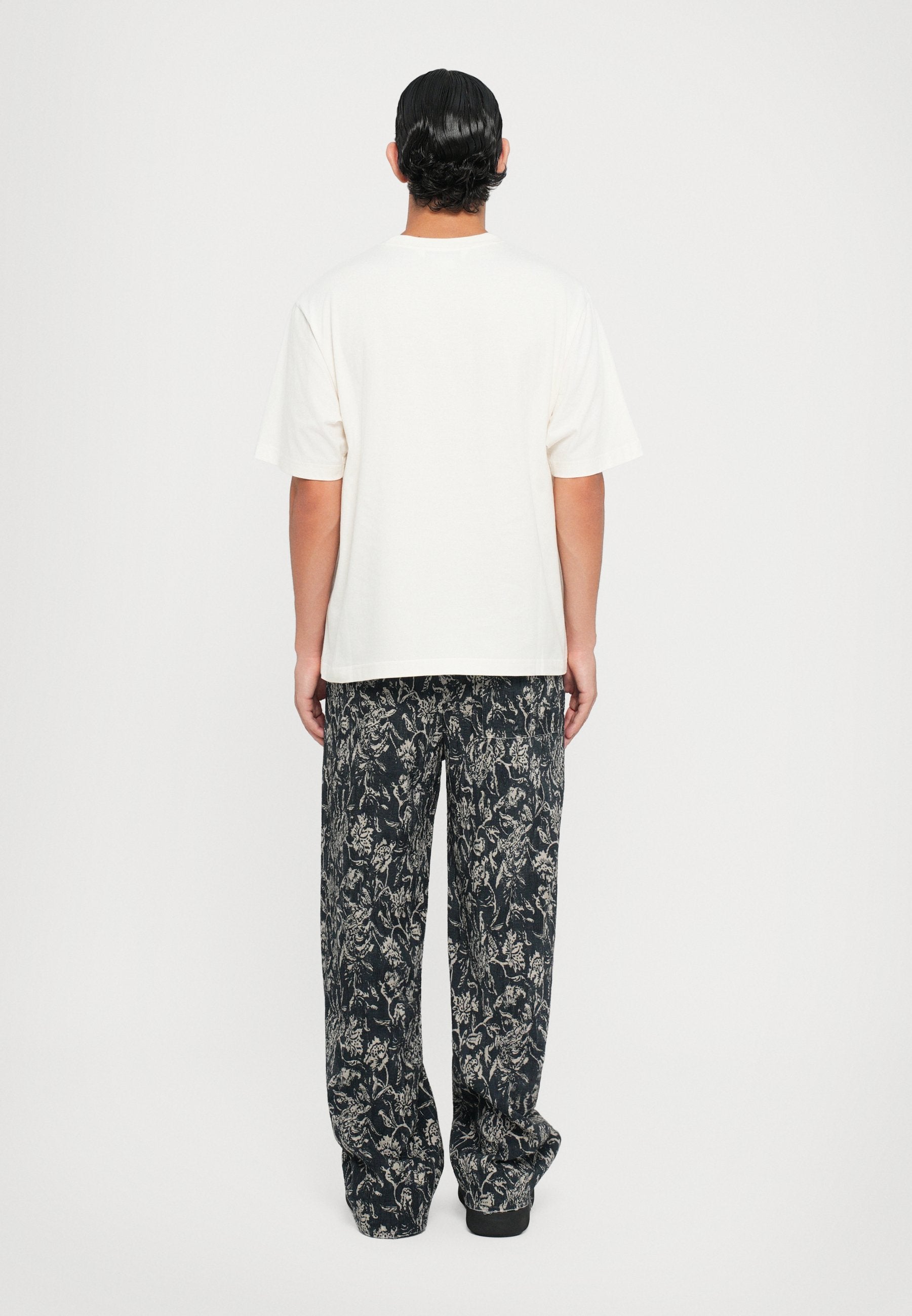 Dhruv Kapoor SIGNAGE HALF SLEEVES TEE