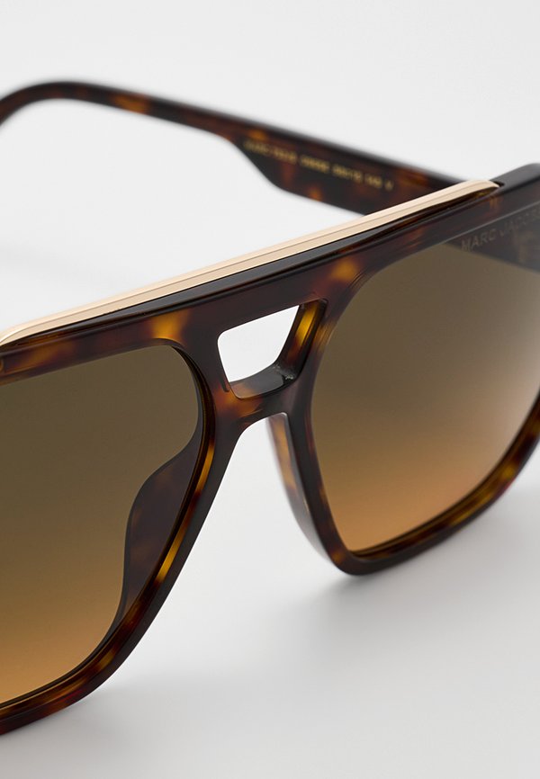MARC JACOBS MARC 753/S