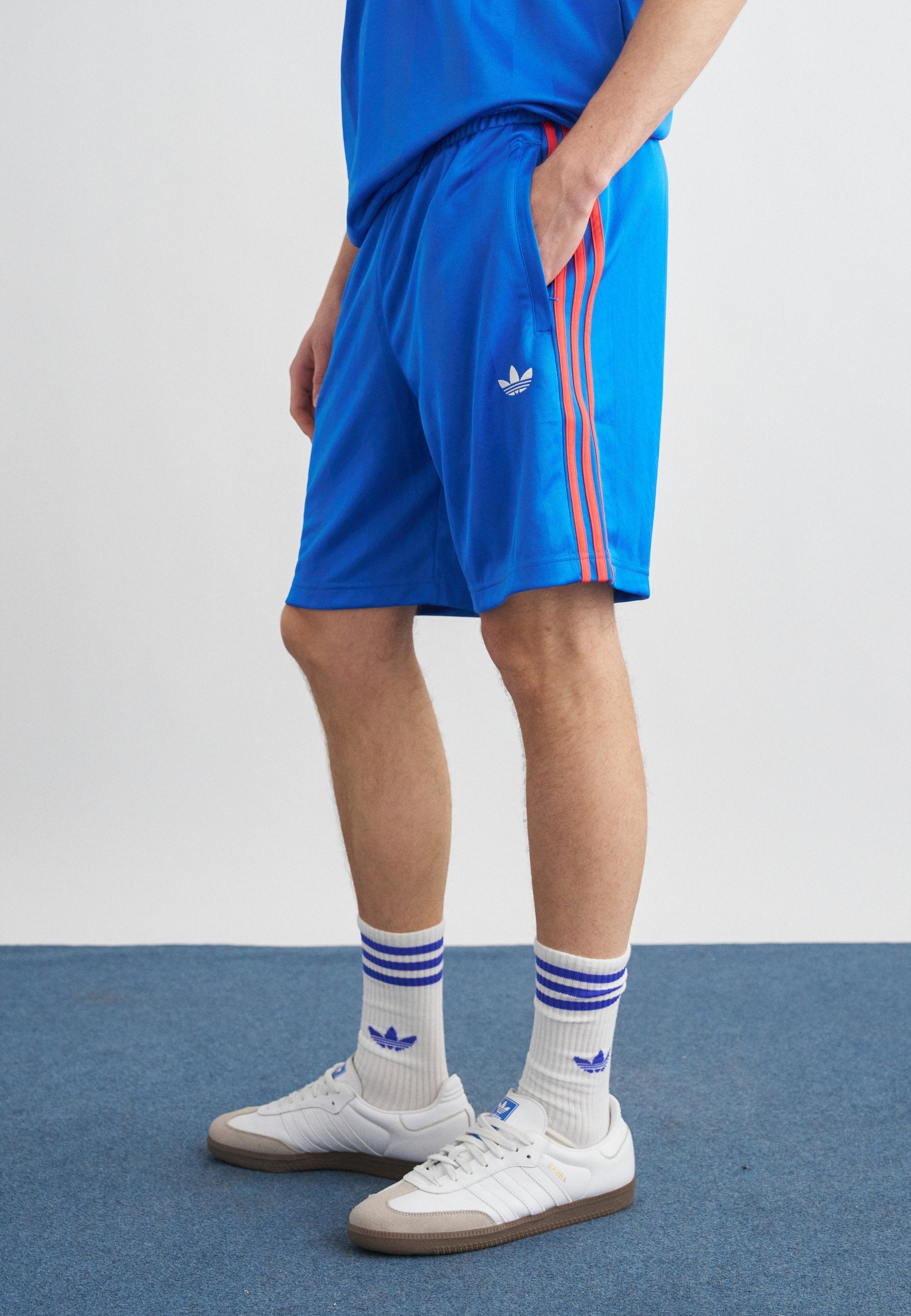 adidas Originals OVERSIZED