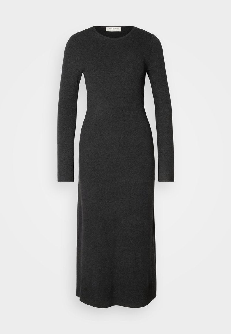 Langärmliges, dunkelgraues Strickkleid mit taillierter Silhouette, rundem Ausschnitt und Seitenschlitzen für Bewegungsfreiheit. Angenehme, glatte Textur.