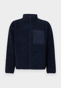 Marineblaue Fleece-Jacke mit Reißverschluss, hohem Kragen und verschließbarer Brusttasche mit geprägtem GAP-Logo.