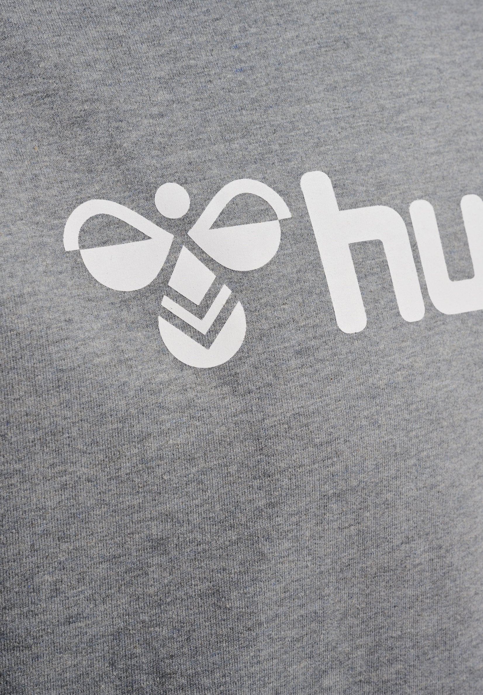Hummel LOGO