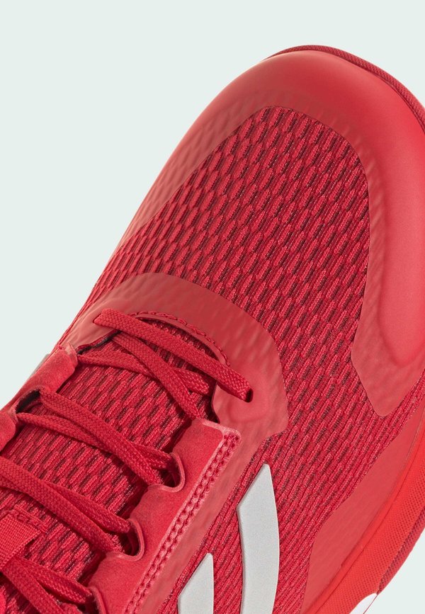 adidas Performance NOVAFLIGHT 2.0
